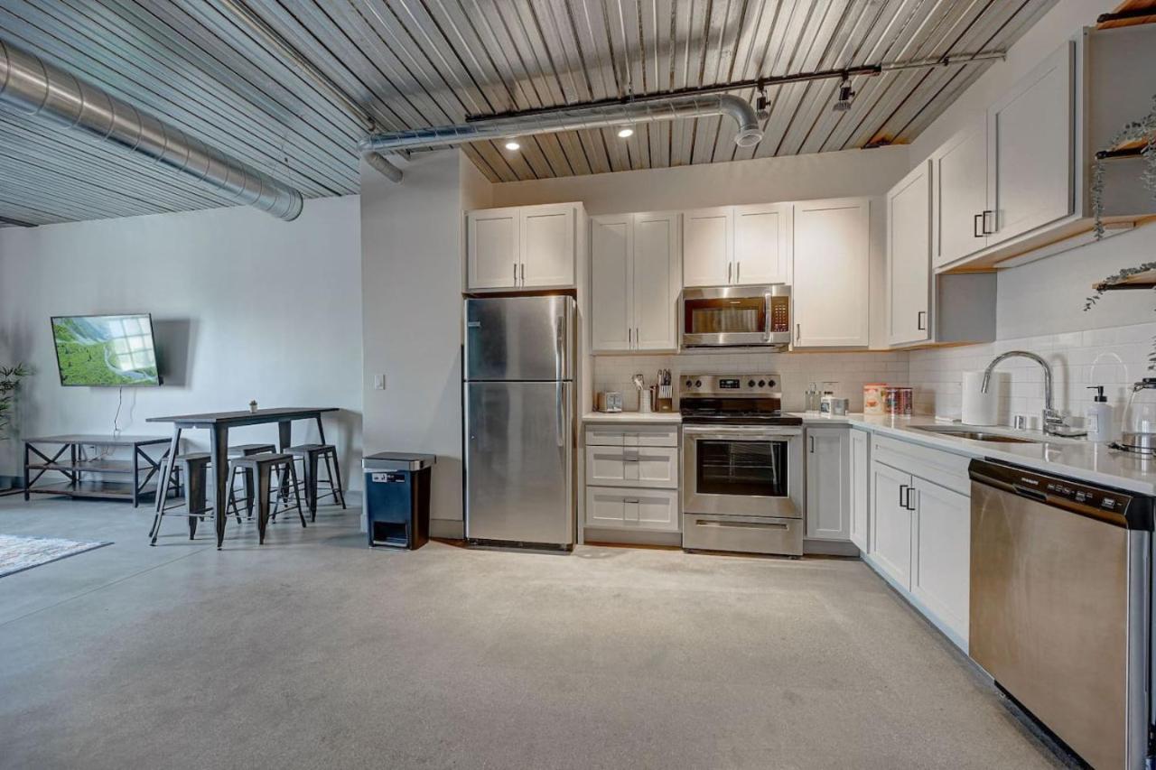 Stunning 1bd Near Historic Pabst Brewery - Fiserv *