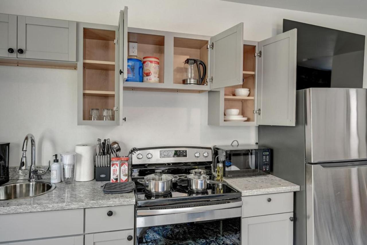 Stylish Mckinley - Brady St Lowr East Apartment Milwaukee