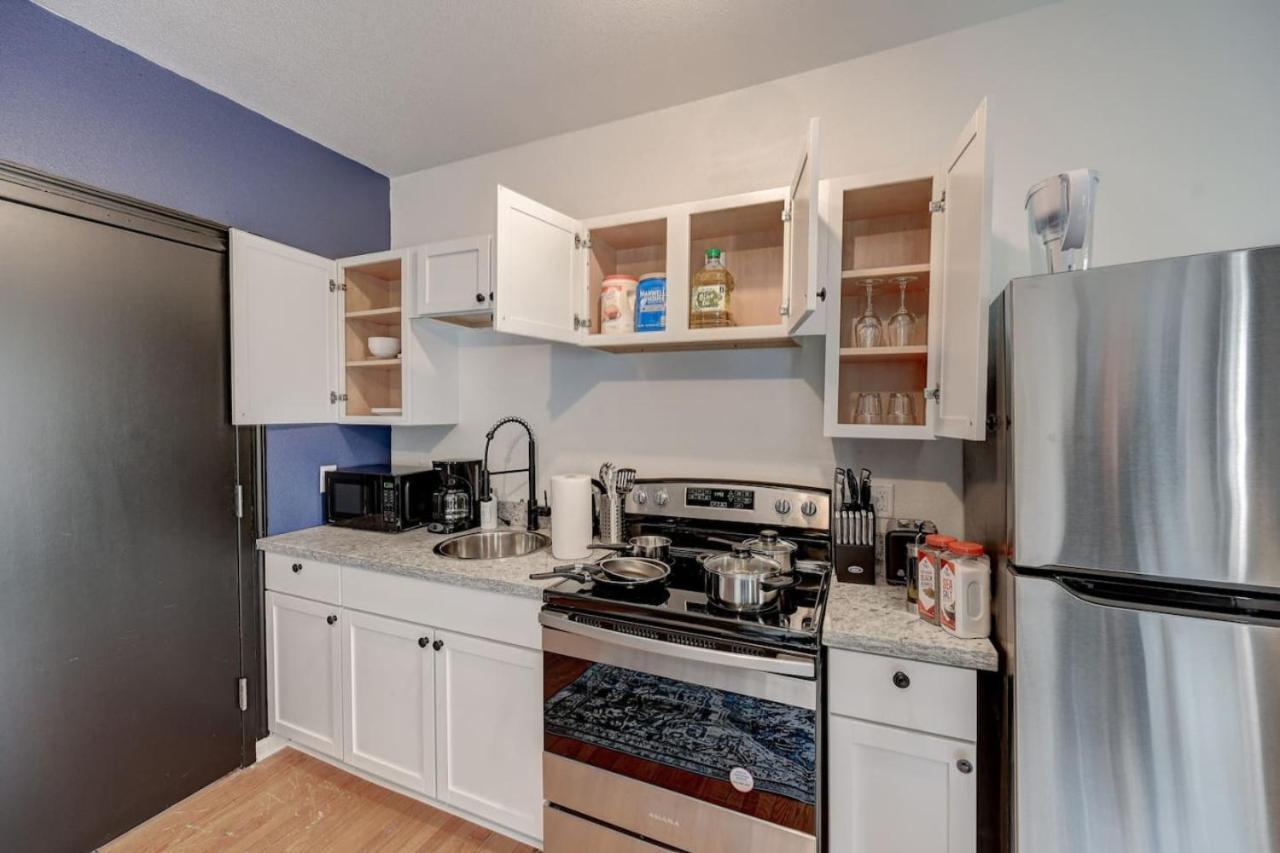 Amazing Mckinley - Brady St Lowr East Apartment Milwaukee