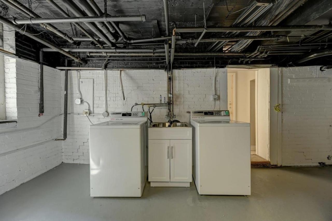 Elegant Mckinley - Brady St Lowr East Apartment Milwaukee