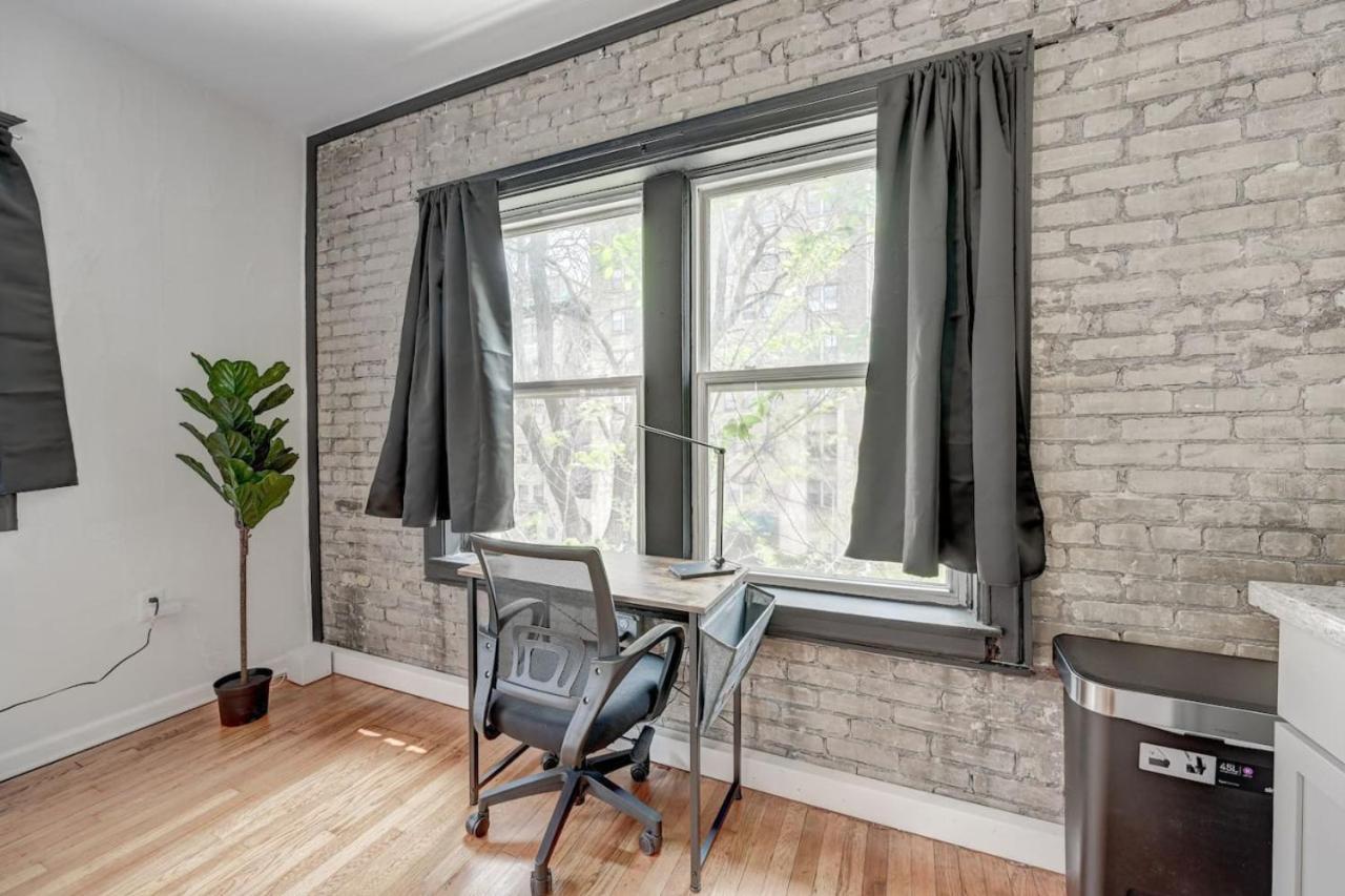 Elegant Mckinley - Brady St Lowr East Apartment