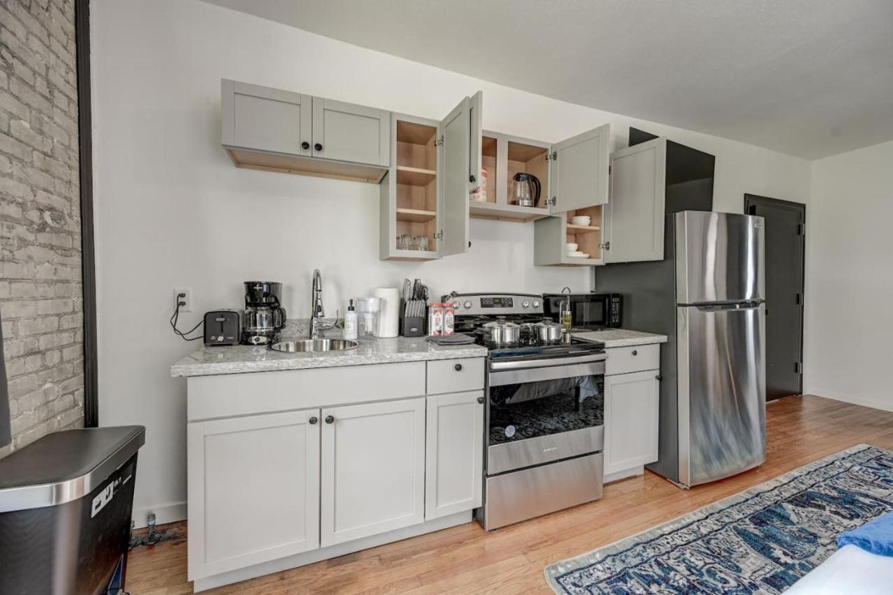 Elegant Mckinley - Brady St Lowr East Apartment *