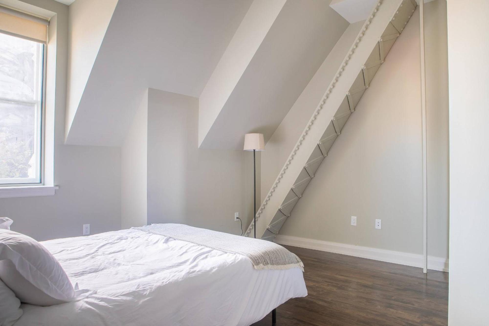 Downtown Luxury 2br Penthouse