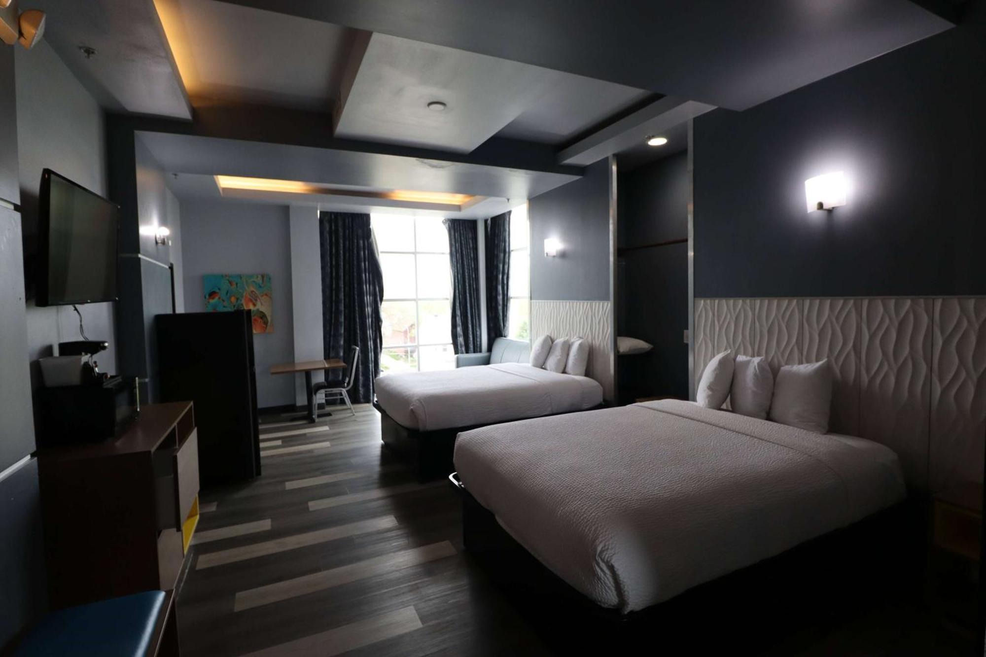 Hotel Days & By Wyndham 2*