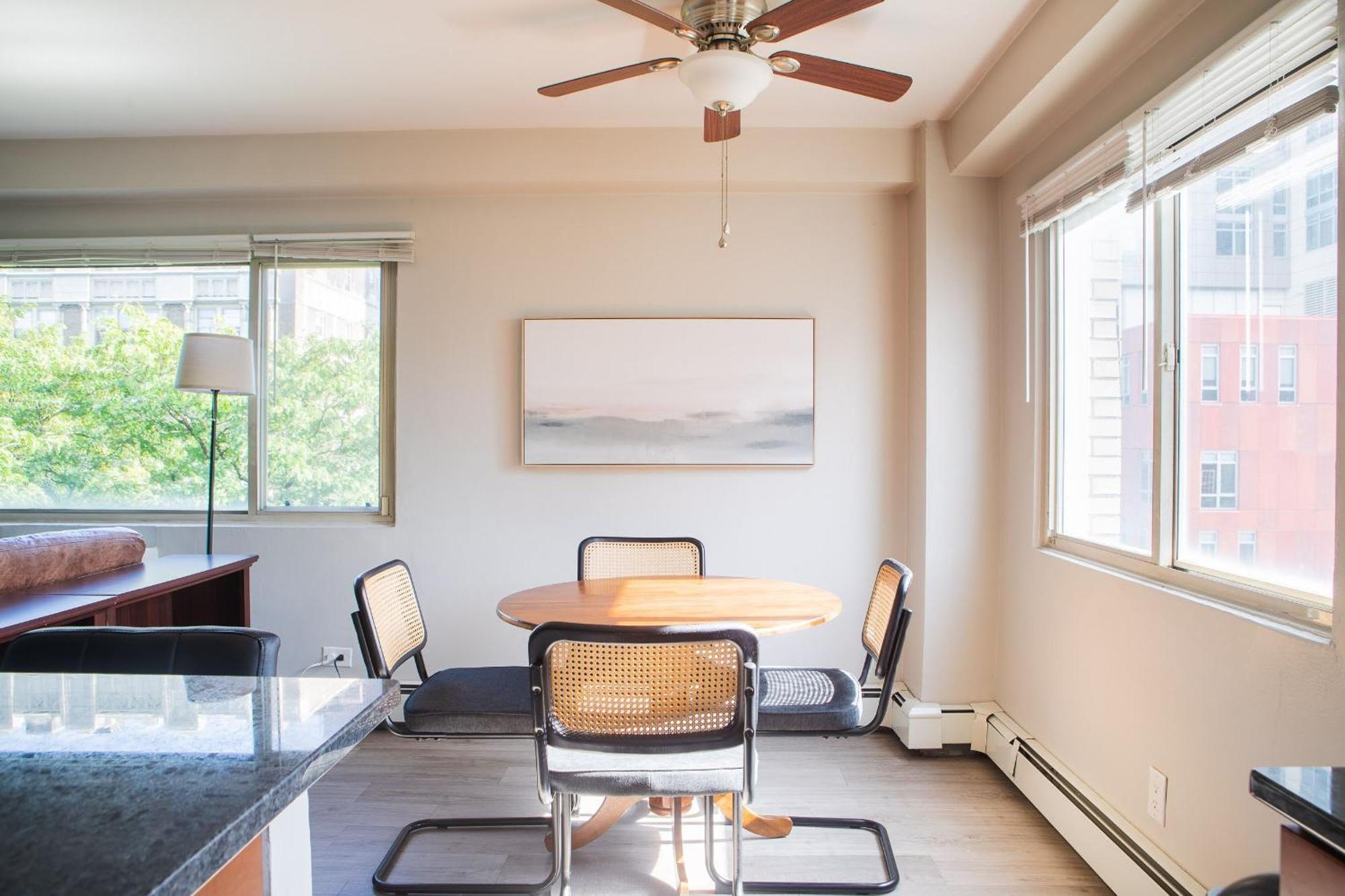 Flexhome East Side 2br C1 - Near Brady St With View