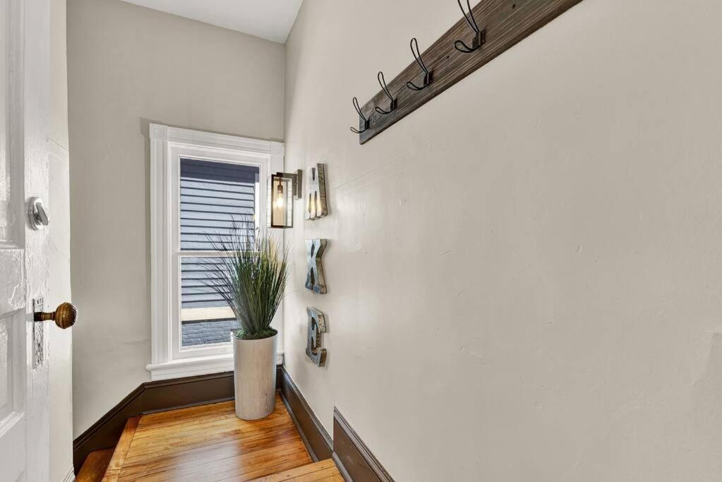 New! Fun & Style Eastside Mke Day Townhouse Holiday home