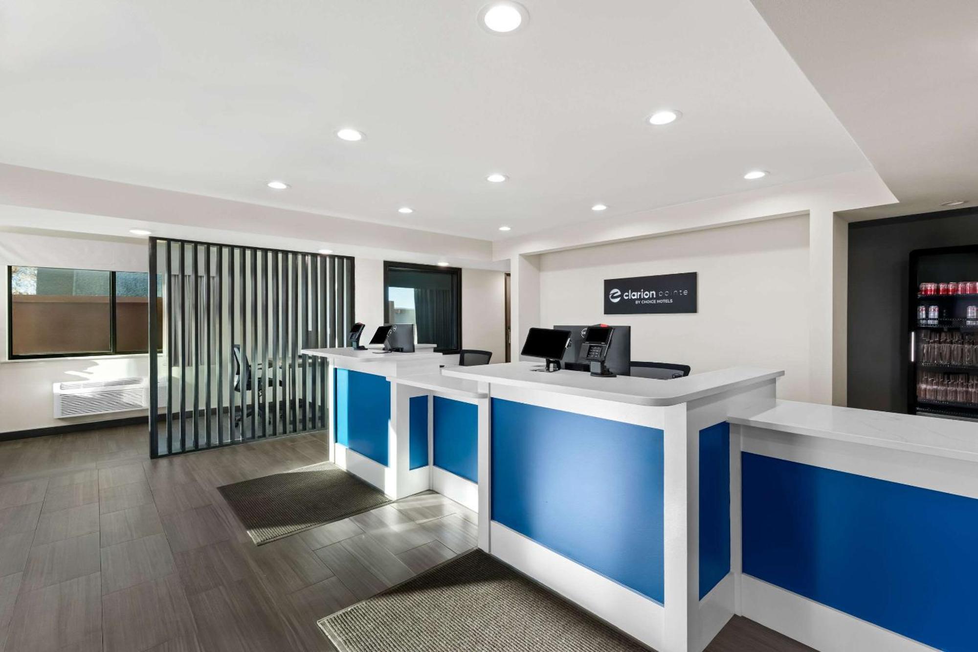 Hotel Clarion Pointe