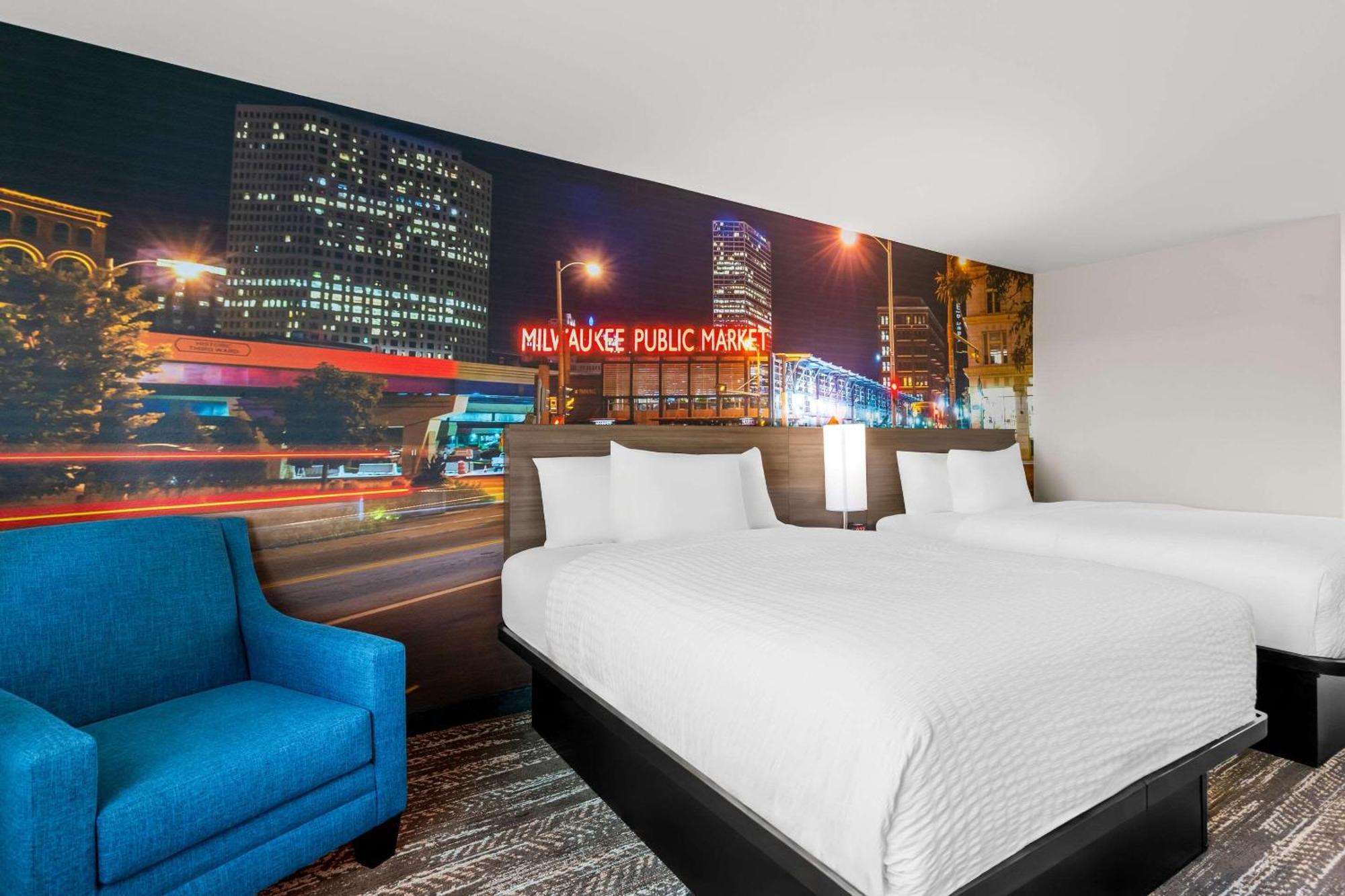 Hotel Clarion Pointe Milwaukee
