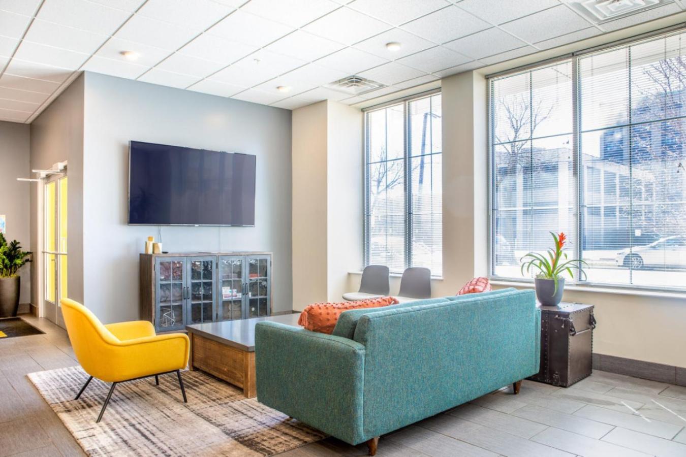 Flexhome Walkers Point T1 With Gym And Balcony Apartment Milwaukee