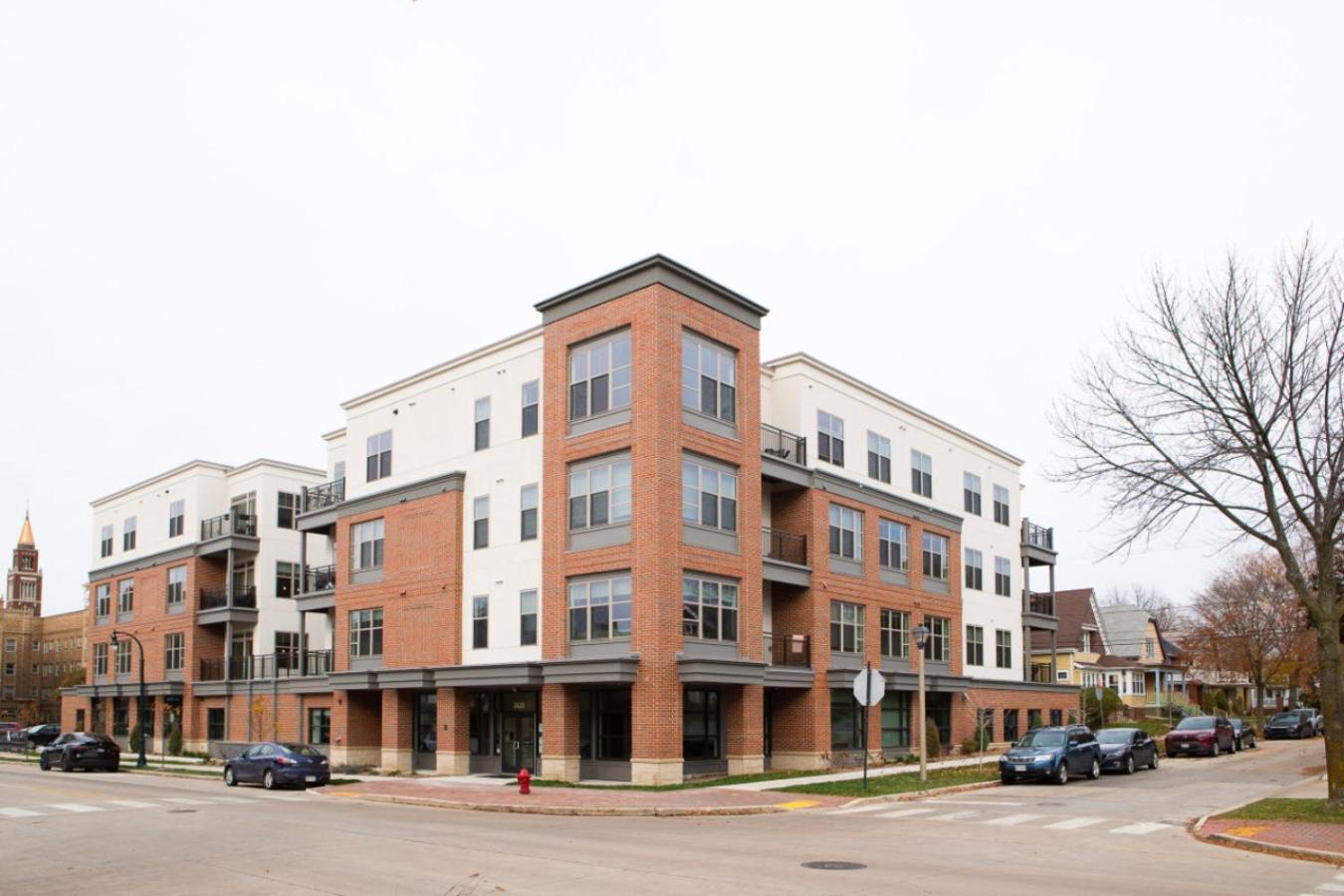 Flexhome Shorewood 1br A4 With Gym And Balcony Apartment *