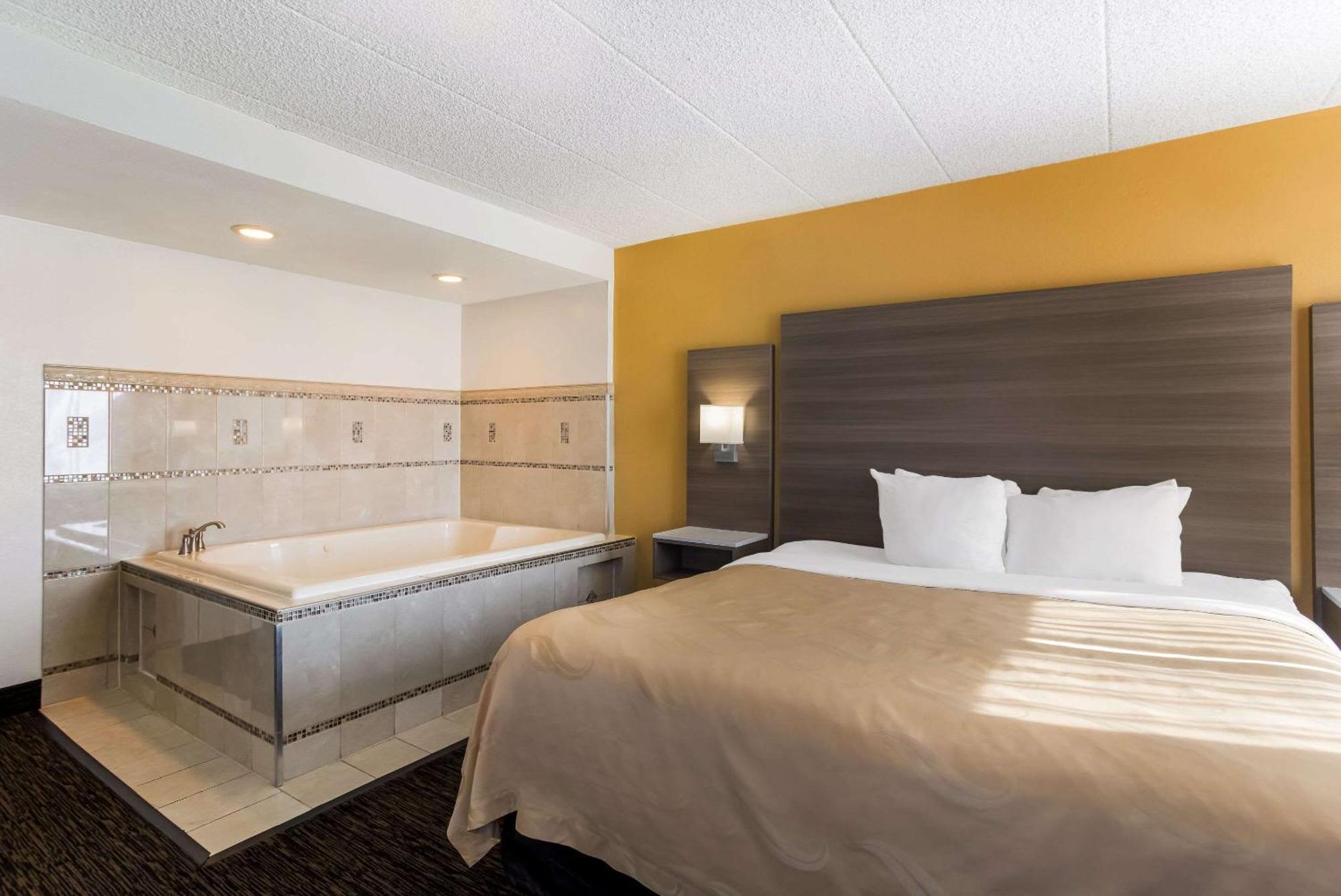 Hotel Quality Airport Milwaukee