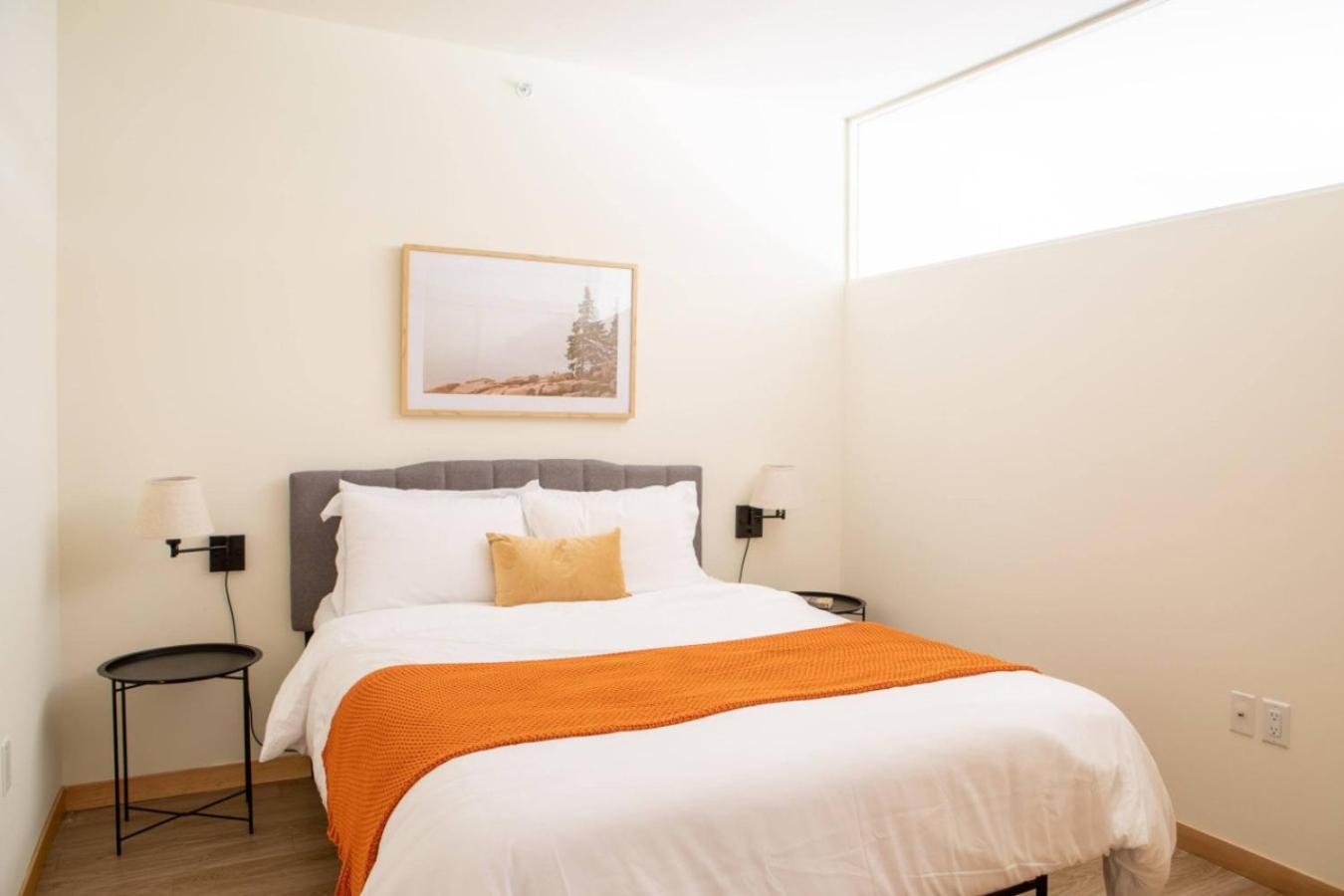Flexhome Walkers Point 2br T5 With Gym And Balcony Apartment