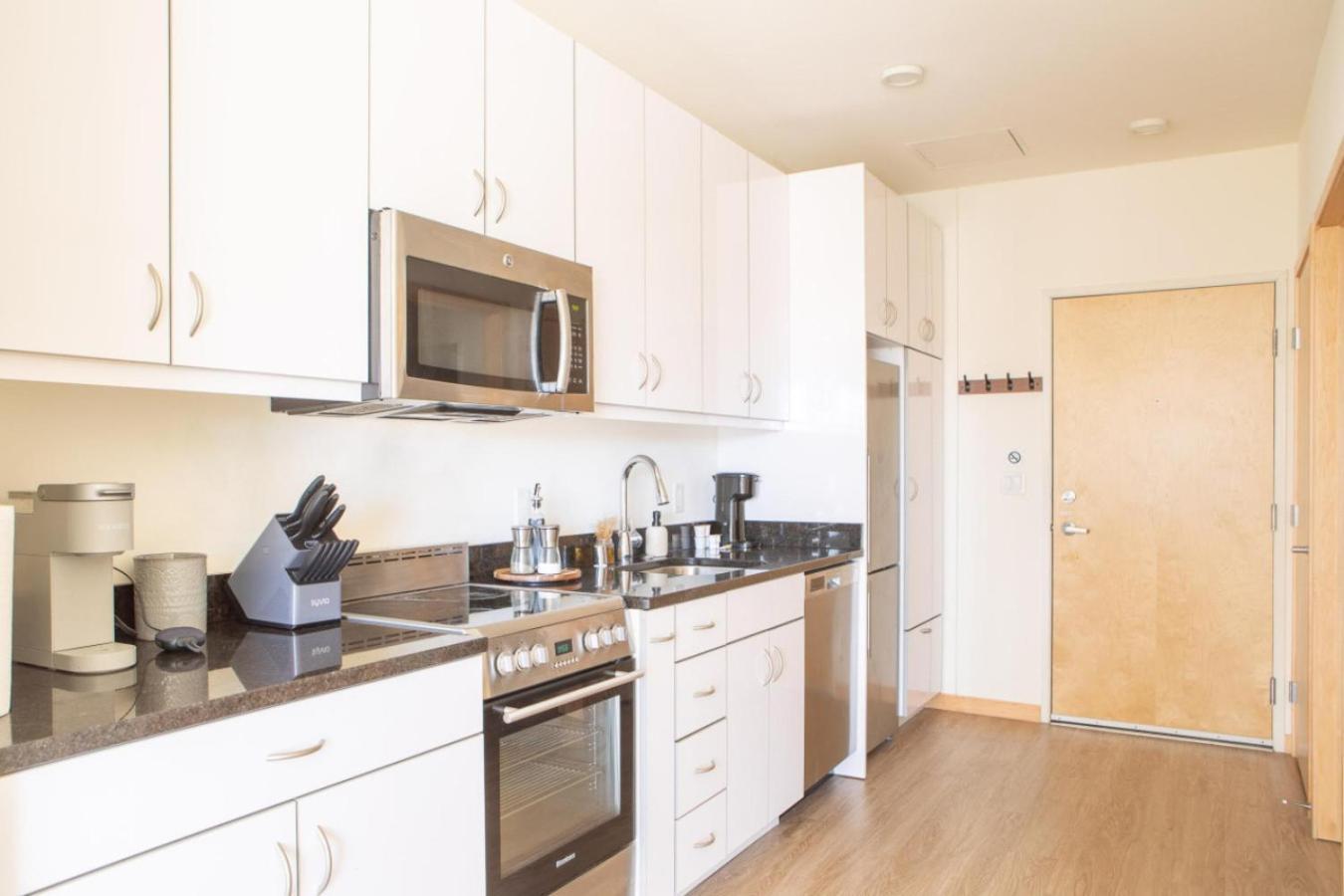 Apartment Flexhome Walkers Point 2br T5 With Gym And Balcony Milwaukee