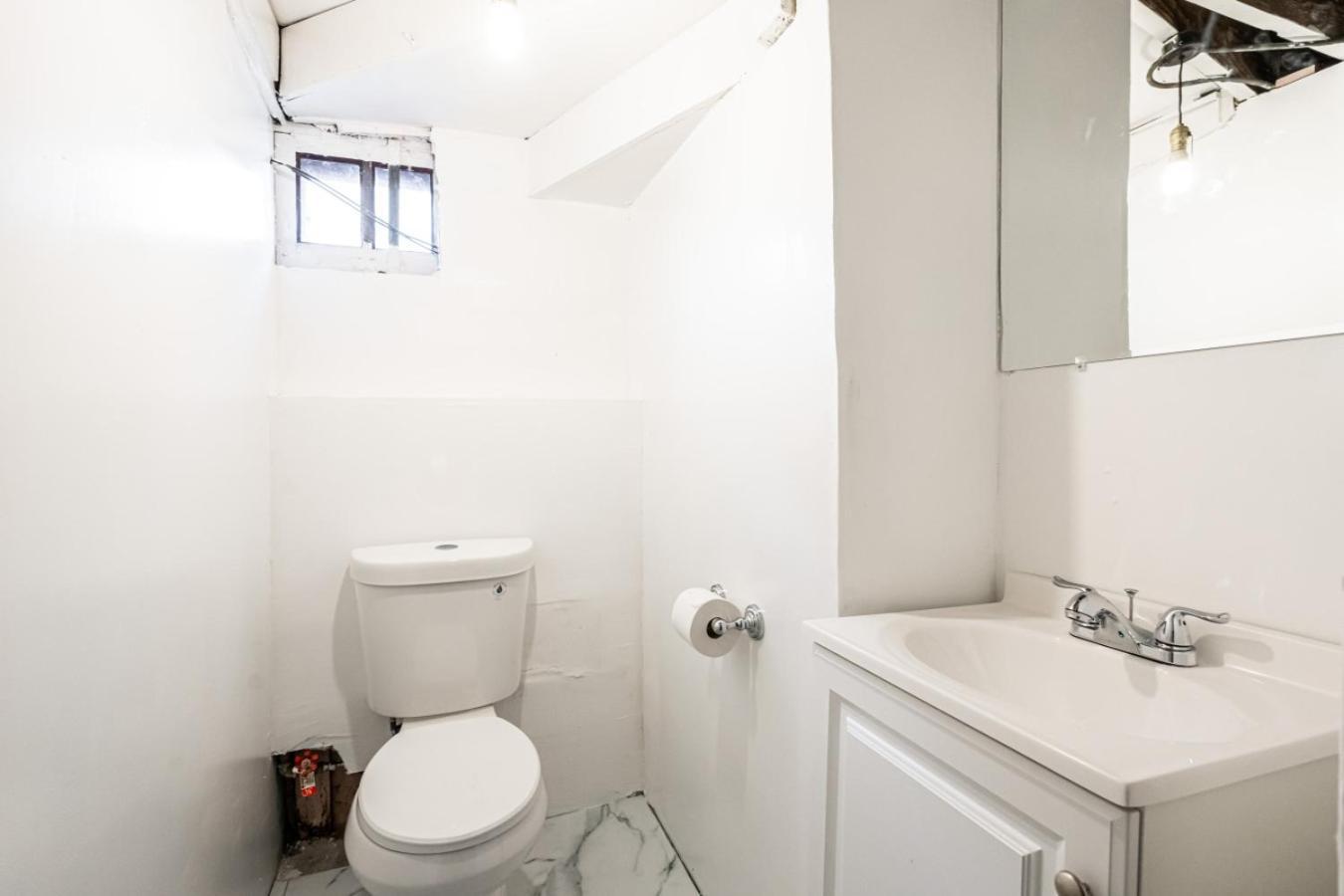 Charming 6br In Milwaukees Historic District Holiday home *