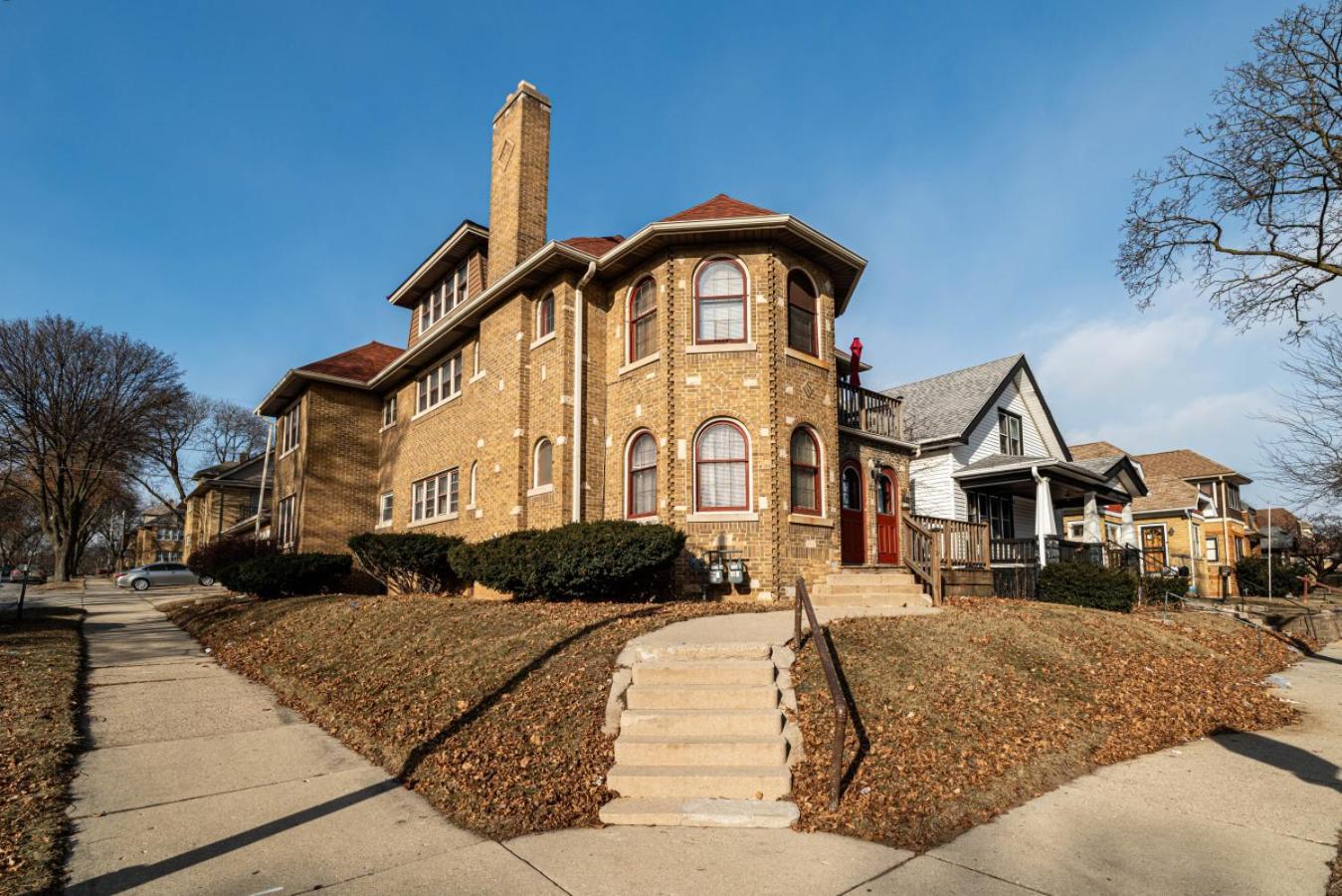 Charming 6br In Milwaukees Historic District Milwaukee
