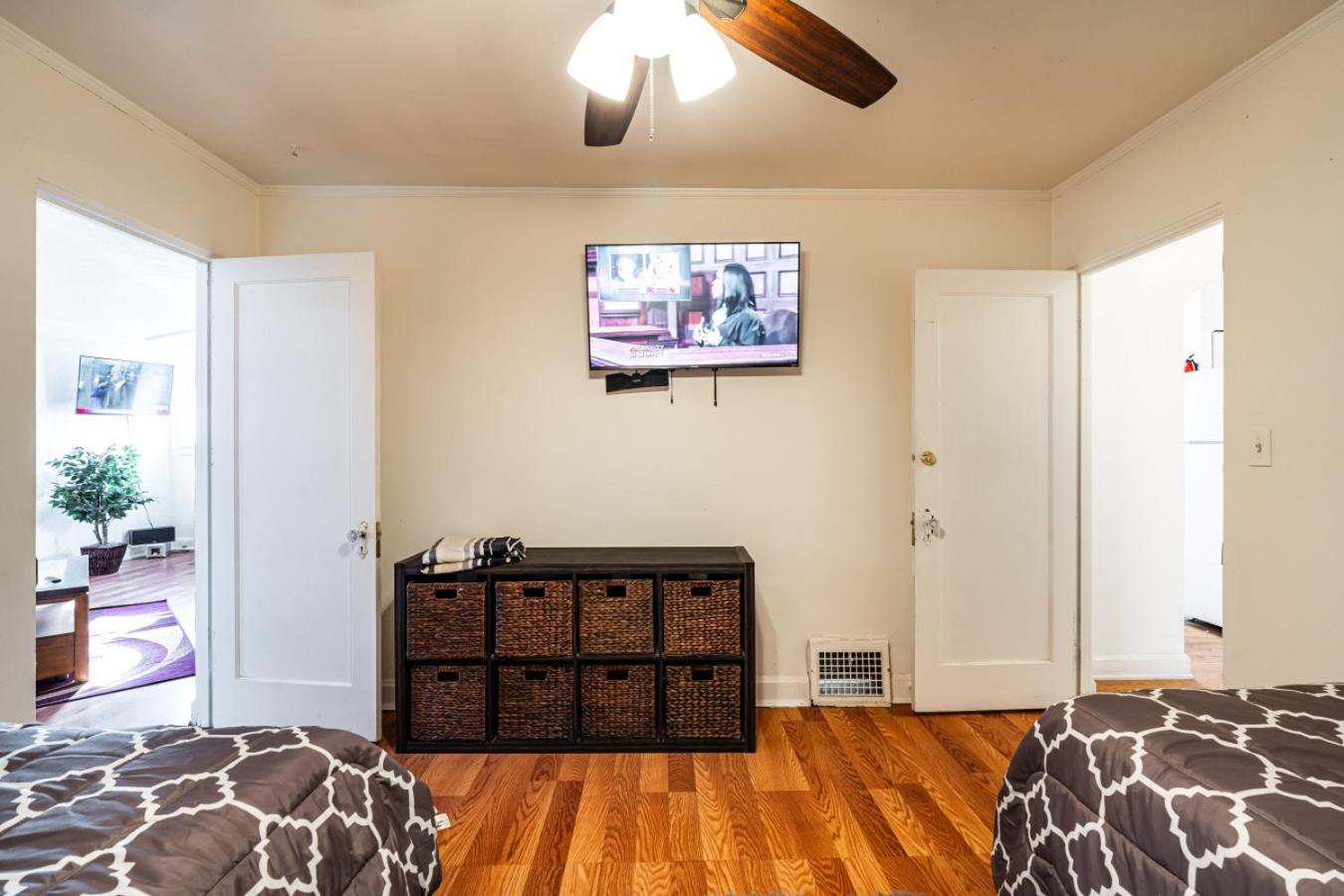 Holiday home Charming 6br In Milwaukees Historic District