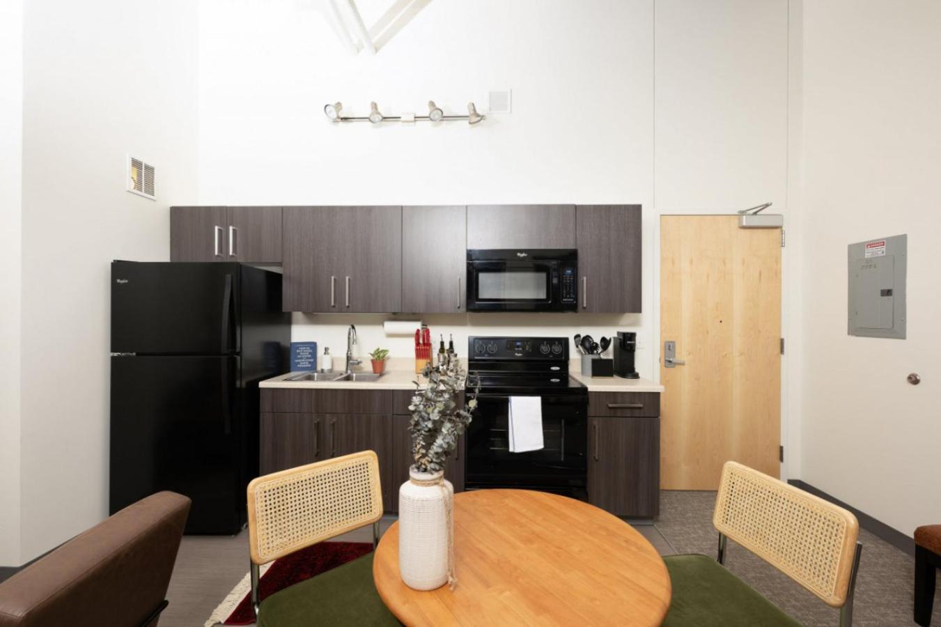 Apartment Flexhome Brewery District El9 - Just 3 Blocks To Fiserv With Gym And Parking *