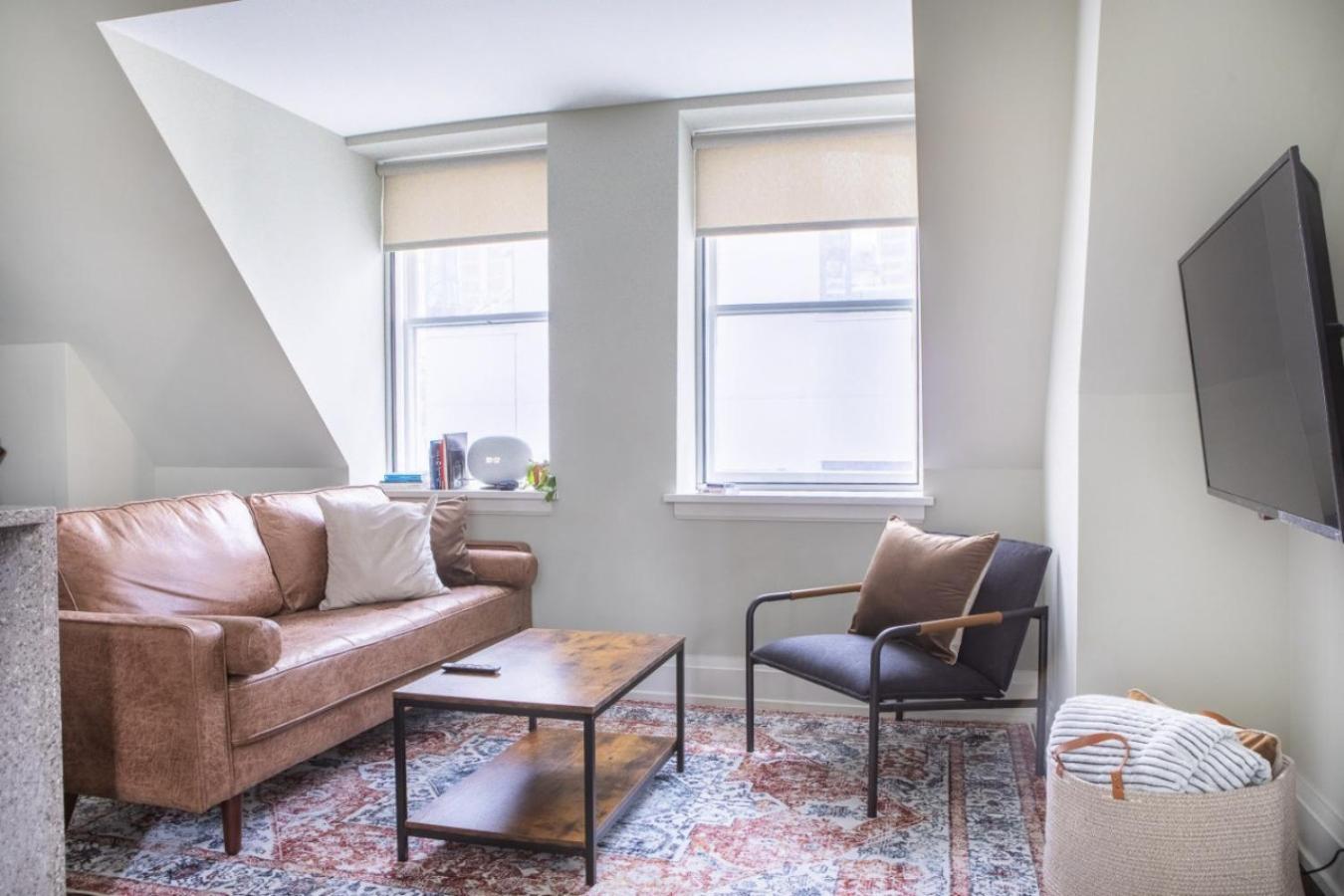 Flexhome East Town 1br Mf8