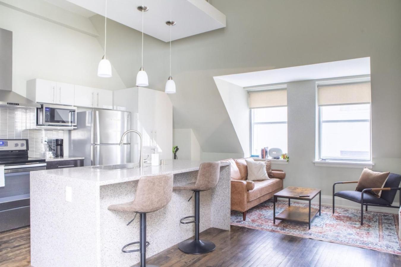Apartment Flexhome East Town 1br Mf8 Milwaukee