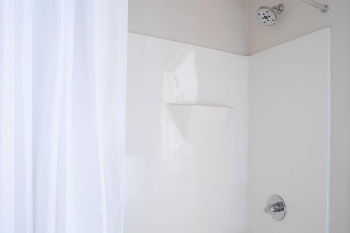 Apartment Flexhome East Side 1br R8 - Near Brady And Fiserv With Balcony Milwaukee