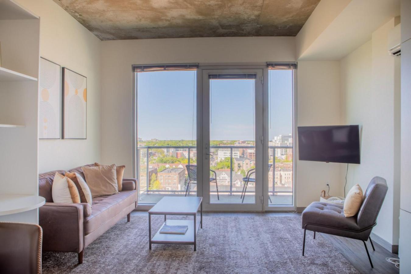 Flexhome East Side Ur13 - Near Brady St With Gym And Balcony Apartment