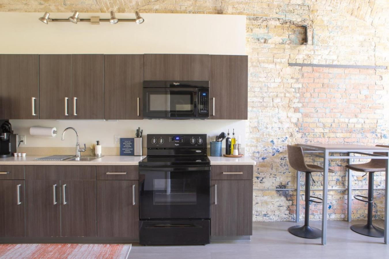 Flexhome Brewery District El26 - Just 3 Blocks To Fiserv With Gym And Parking