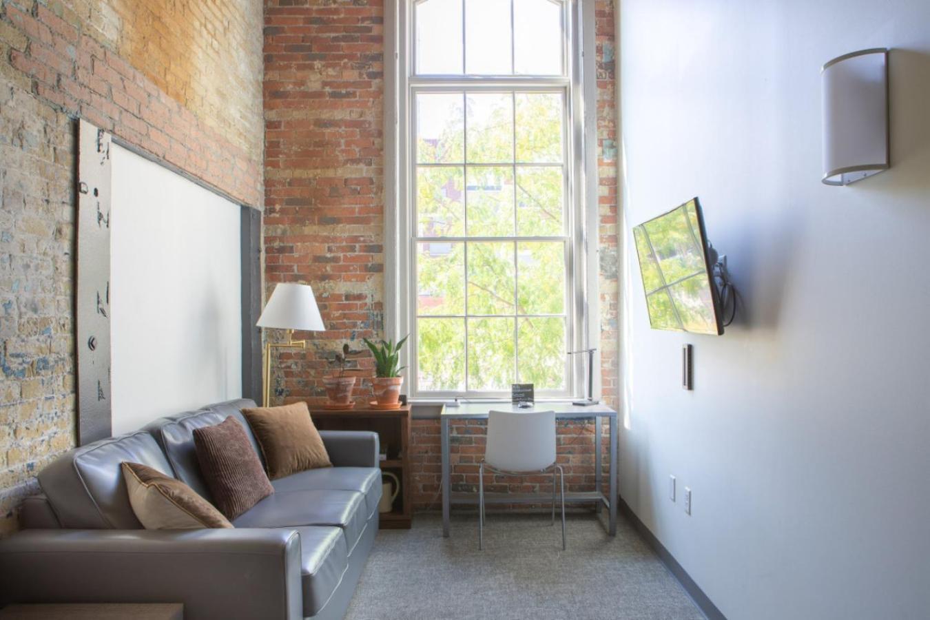 Flexhome Brewery District El26 - Just 3 Blocks To Fiserv With Gym And Parking Apartment Milwaukee