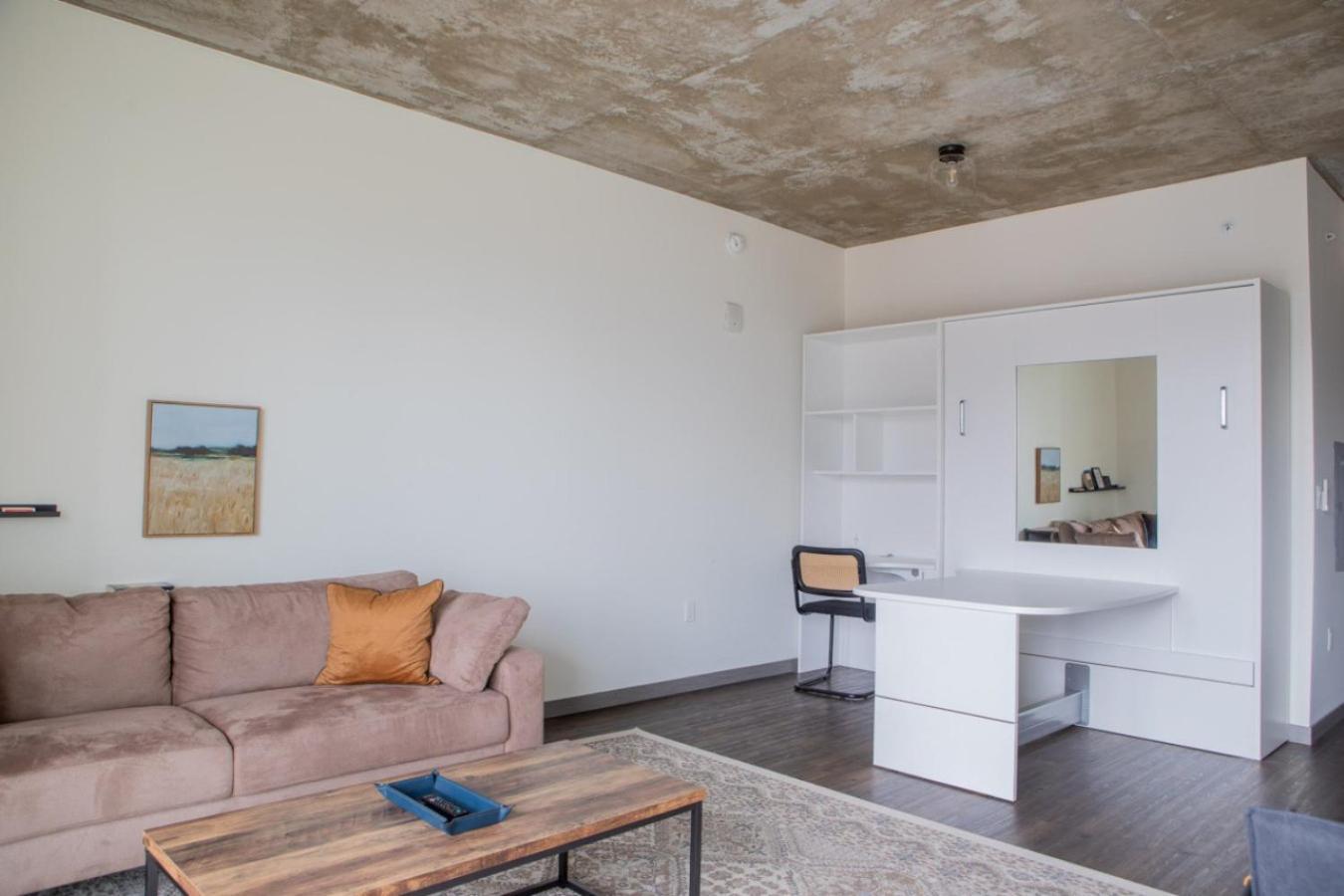 Flexhome East Side Ur6 - Near Brady St With Gym And Balcony