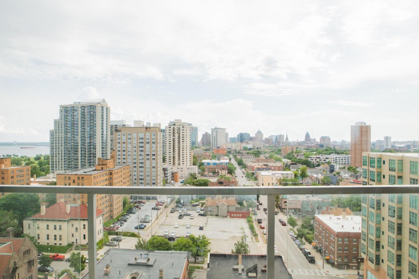 Apartment Flexhome East Side Ur6 - Near Brady St With Gym And Balcony