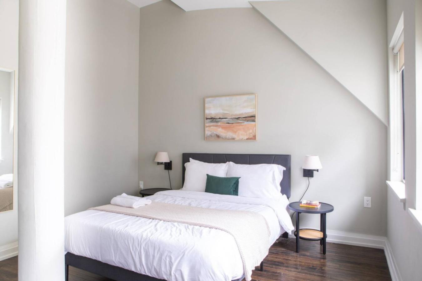 Apartment Downtown Luxury 1br Loft Milwaukee