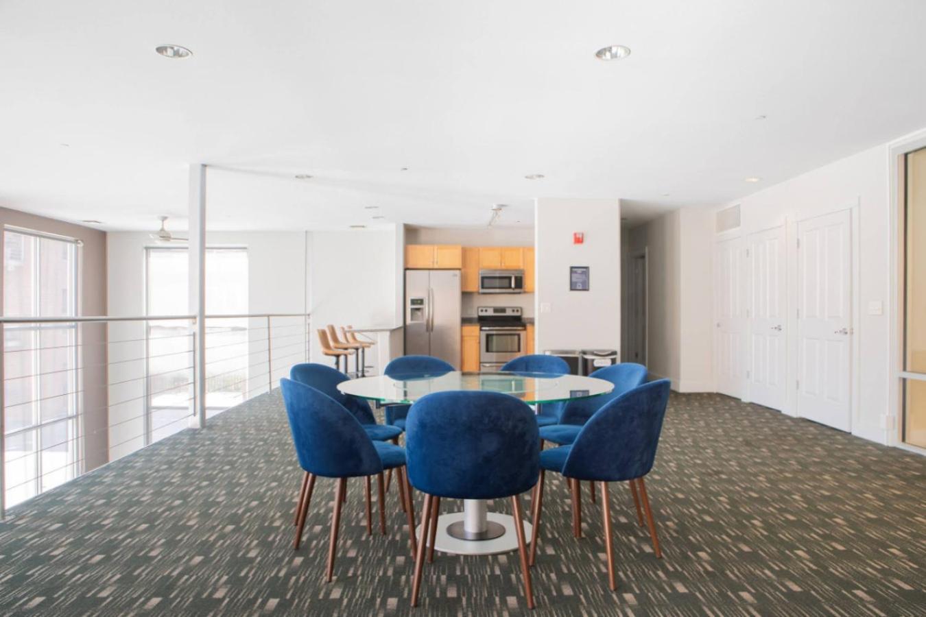 Flexhome Third Ward 1br J1 With Gym And Balcony Milwaukee
