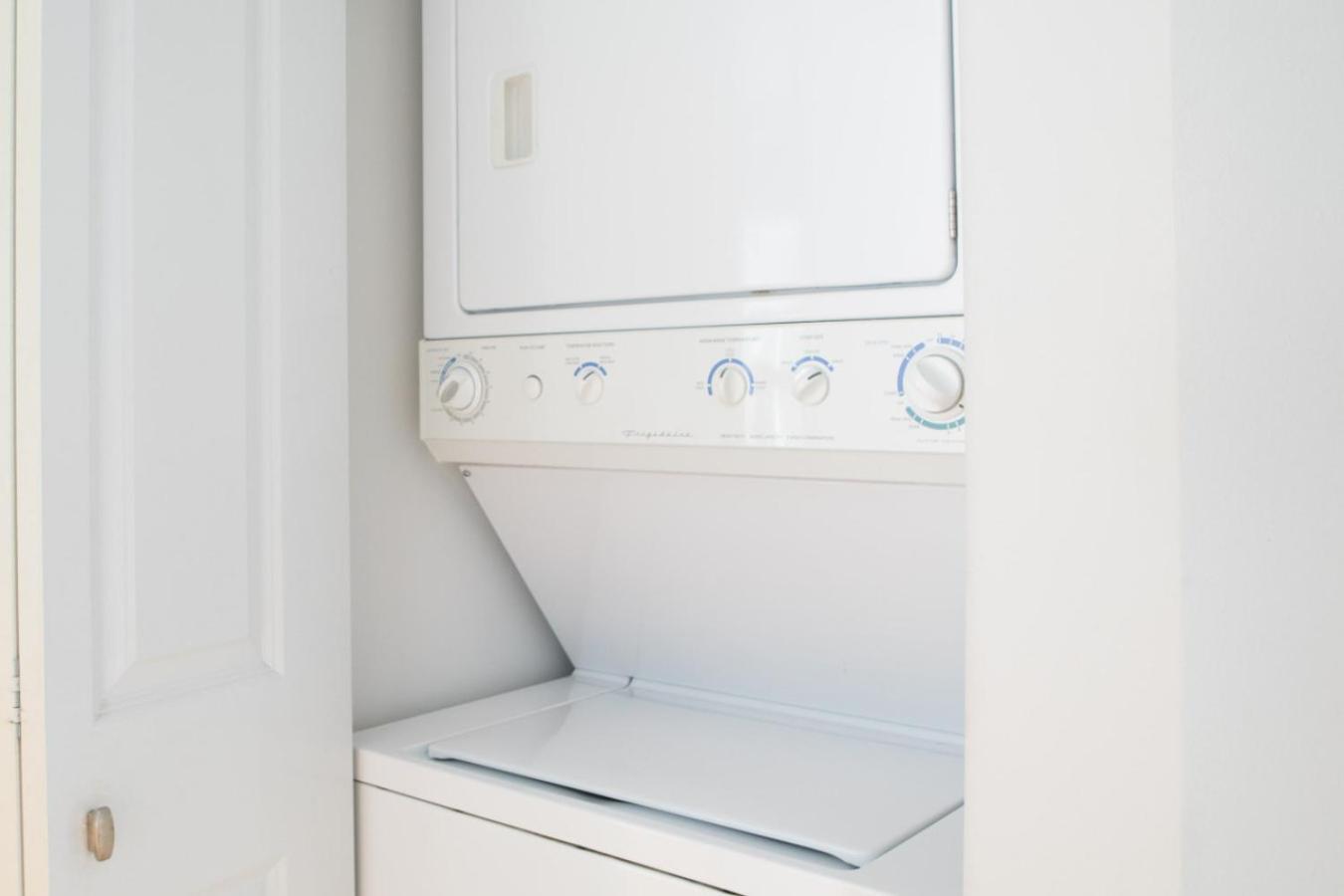 Flexhome Third Ward 1br J1 With Gym And Balcony *