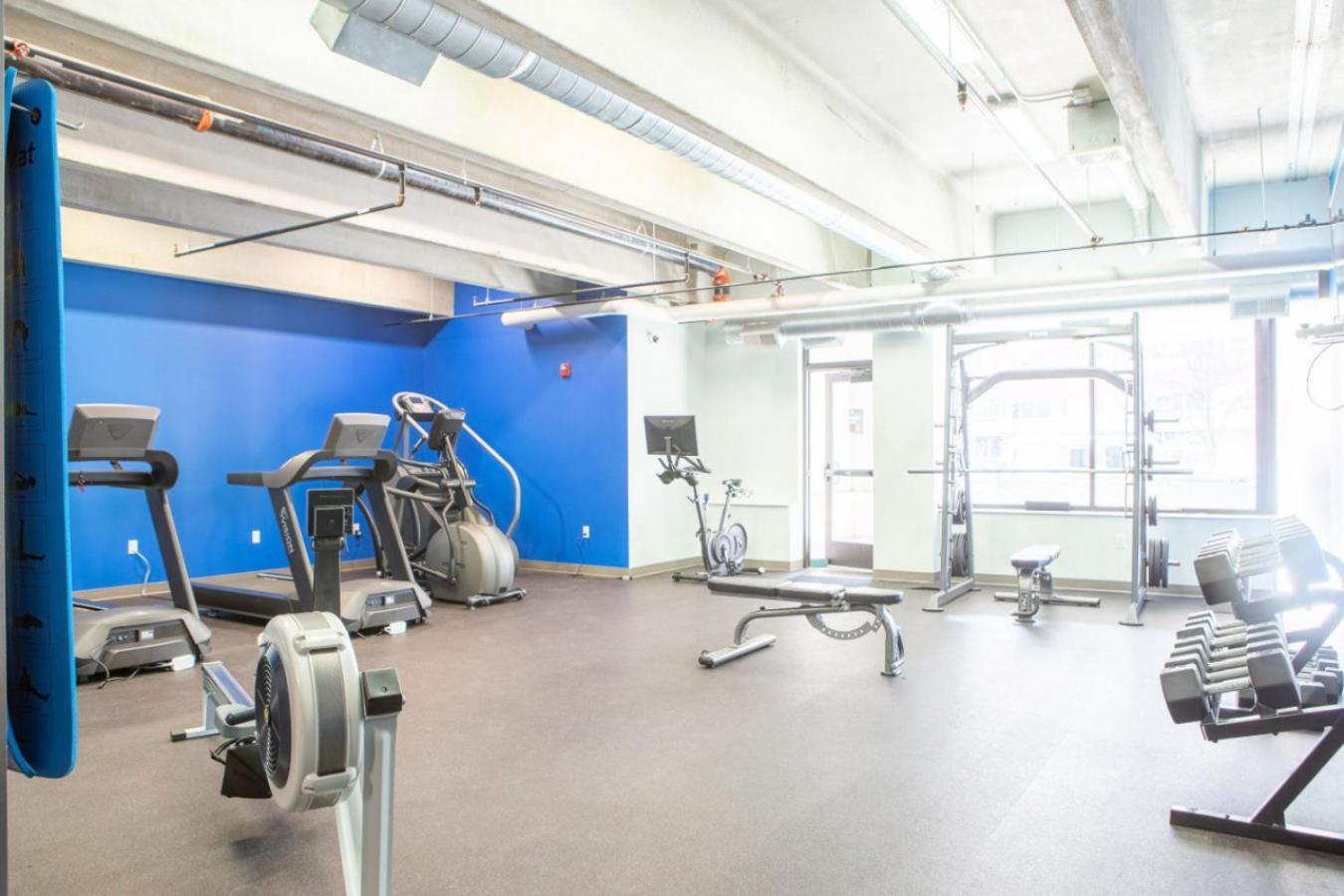Flexhome East Side 1br R2 - Near Brady And Fiserv With Balcony Apartment *