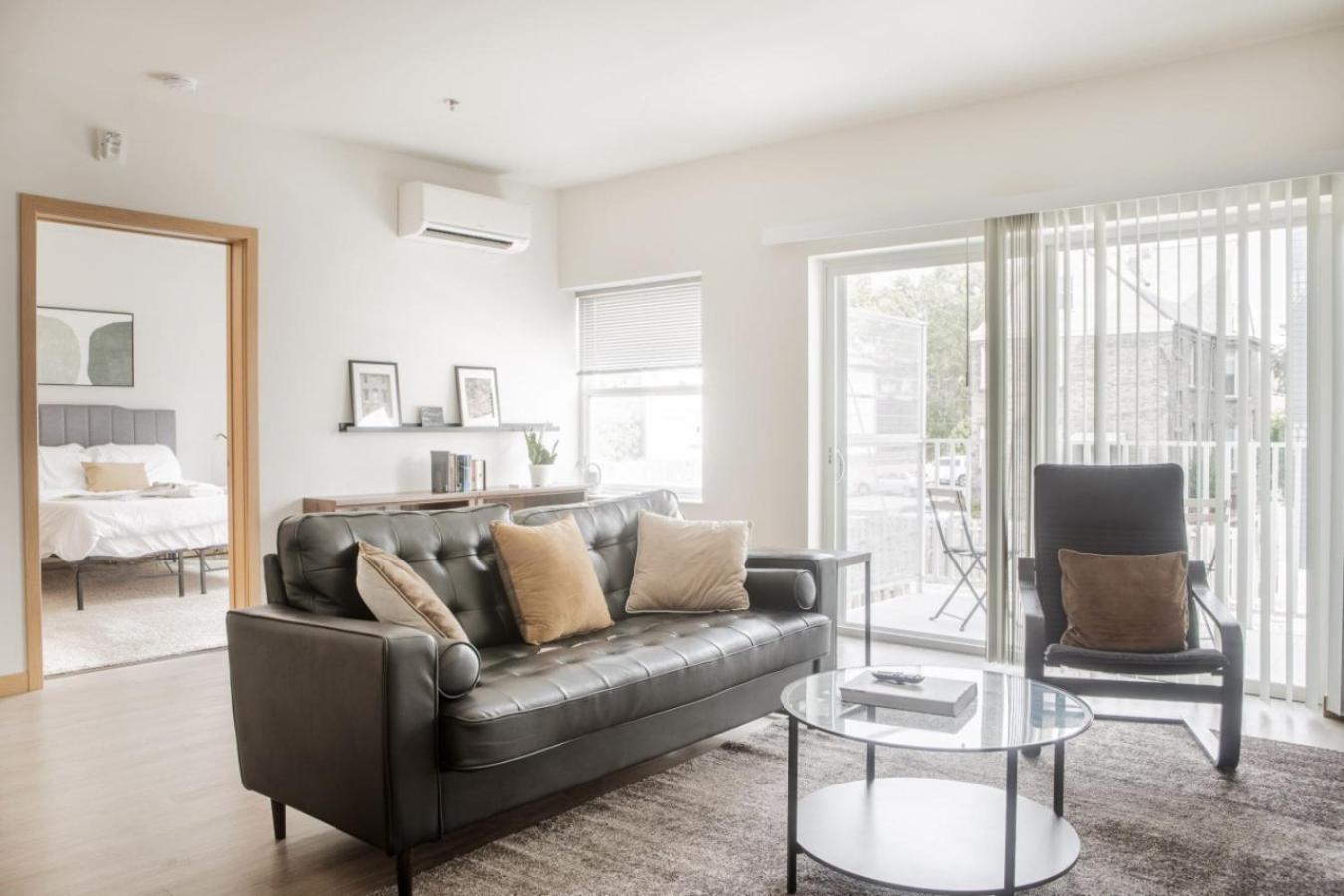 Flexhome East Side 1br R2 - Near Brady And Fiserv With Balcony Apartment