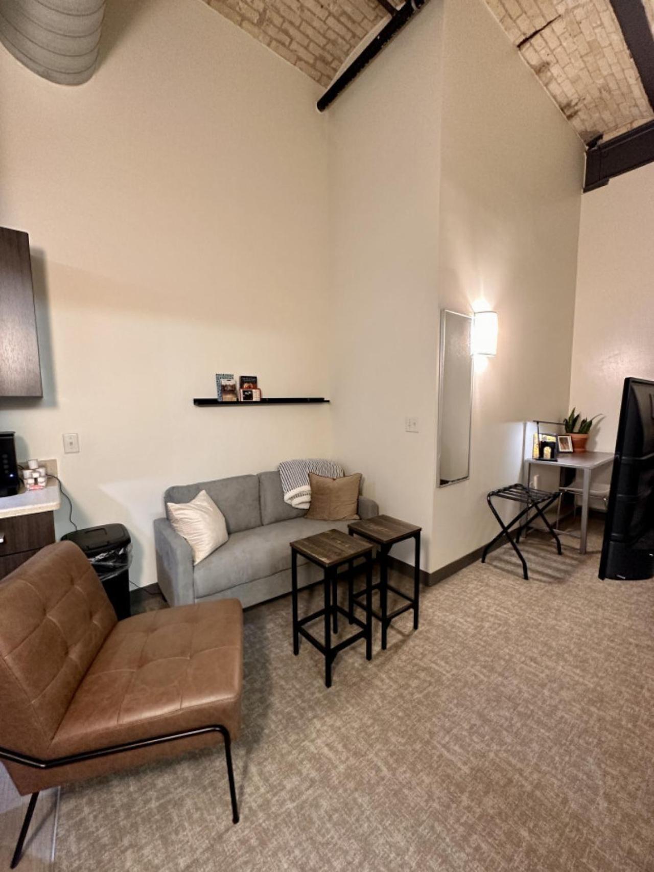 Brewery District El24 - Just 3 Blocks To Fiserve With Gym And Parking Apartment