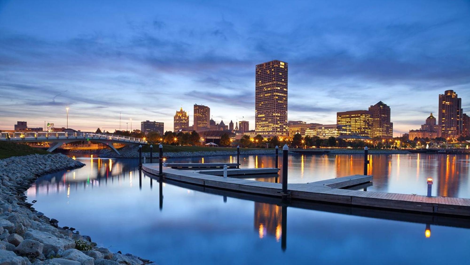 Kimpton Journeyman Hotel By Ihg Hotel Milwaukee