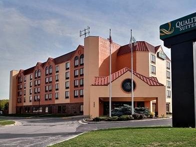 Quality Airport Hotel Milwaukee