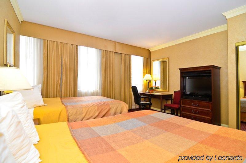 Fairfield & By Marriott Downtown