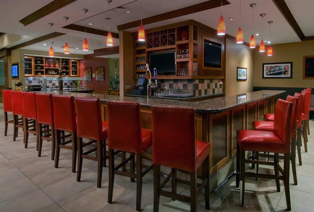 Hilton Garden Airport