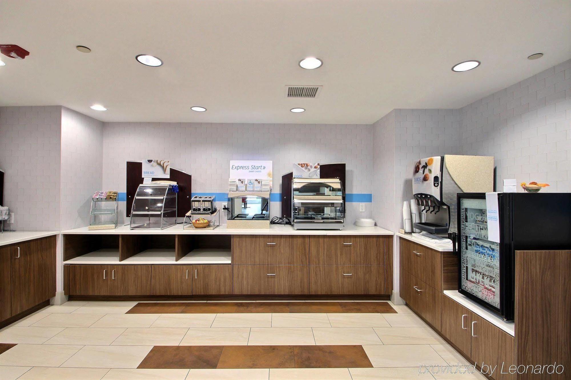 Express & Airport By Ihg 2* Milwaukee