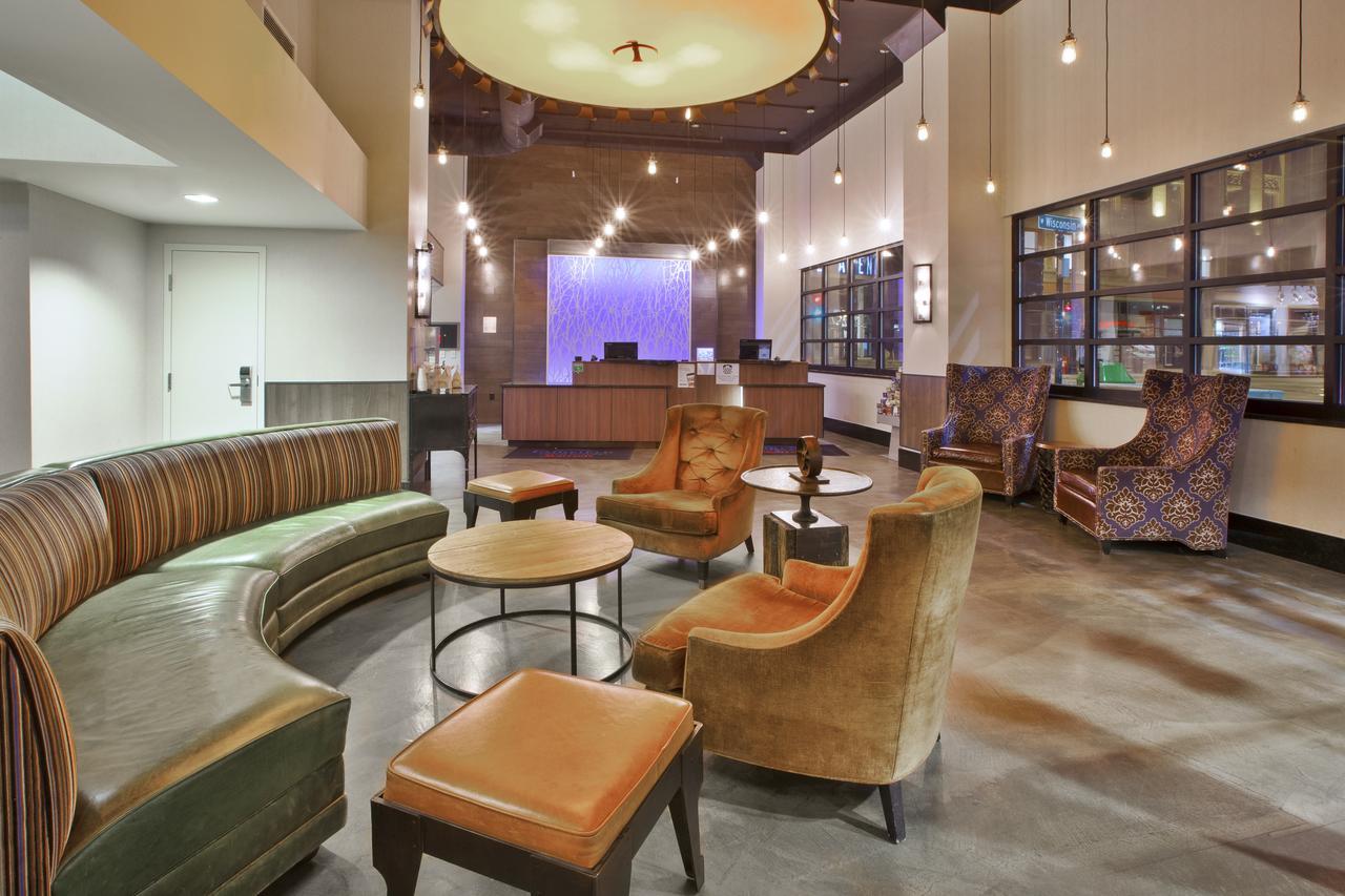 Fairfield & By Marriott Downtown 3* Milwaukee