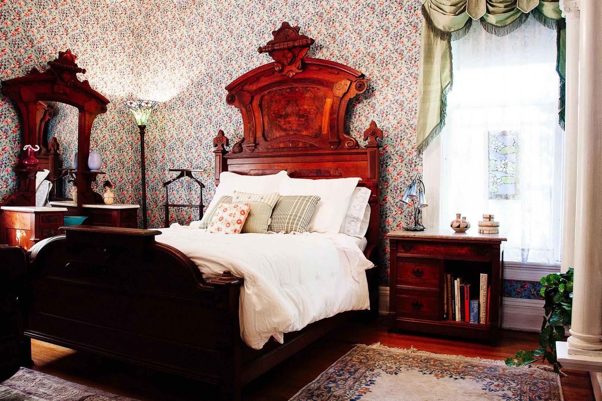 Manderley Bed & Breakfast Milwaukee