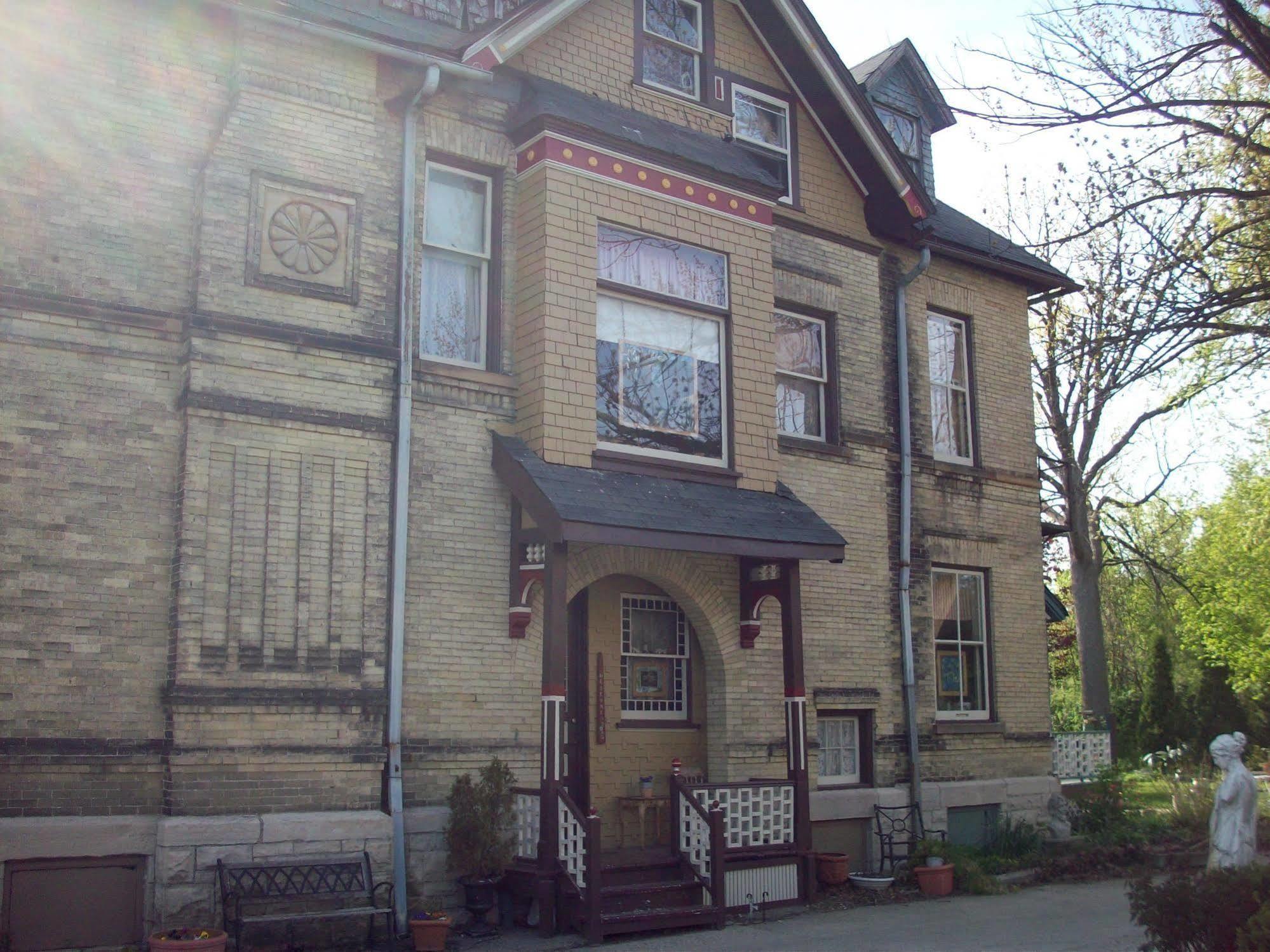 Manderley 3*