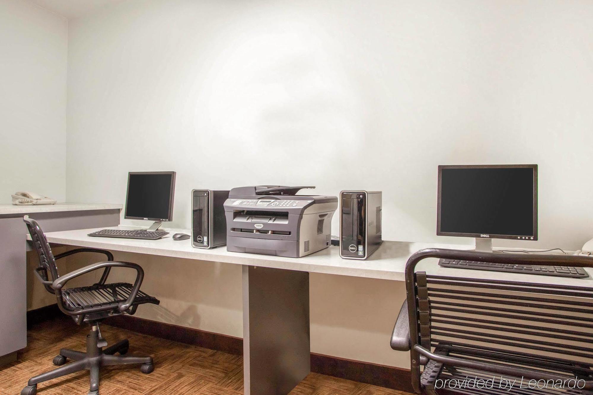 Four Points By Sheraton Airport 3*