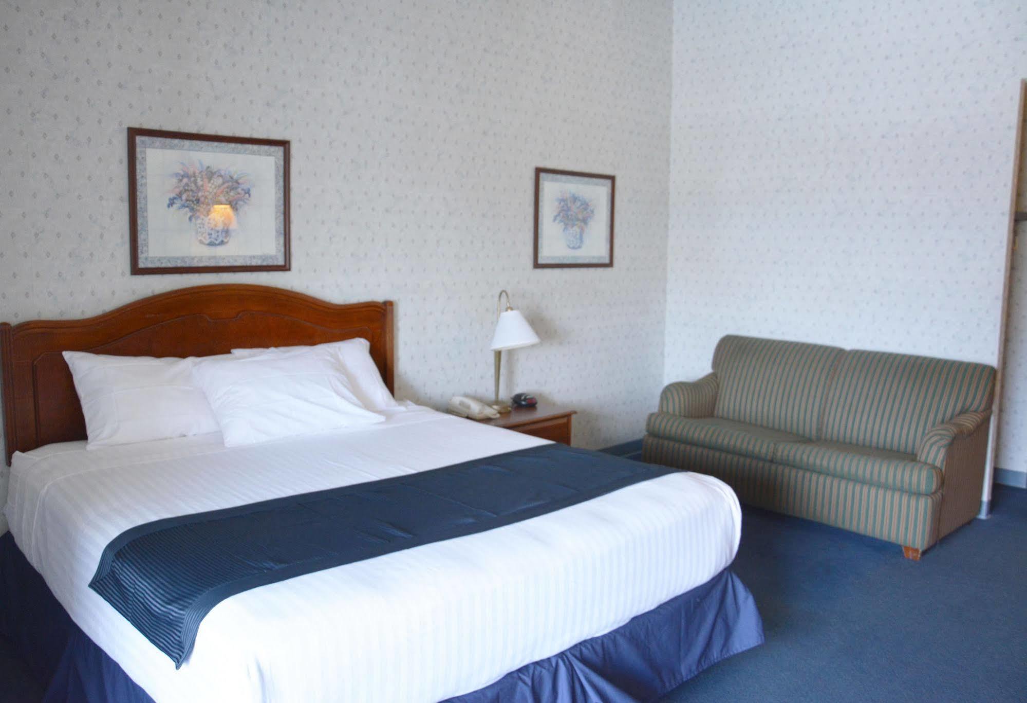 Travelodge By Wyndham 2*