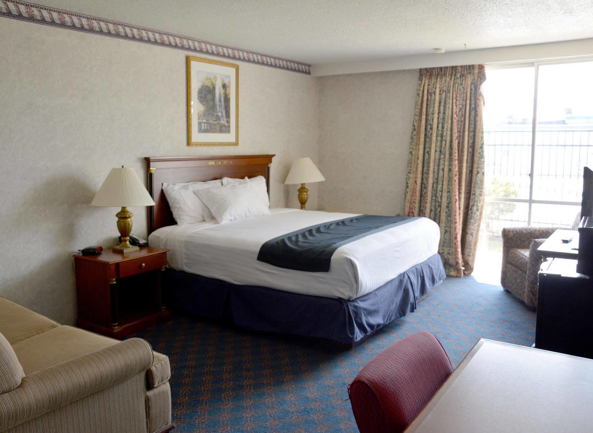 Travelodge By Wyndham Milwaukee