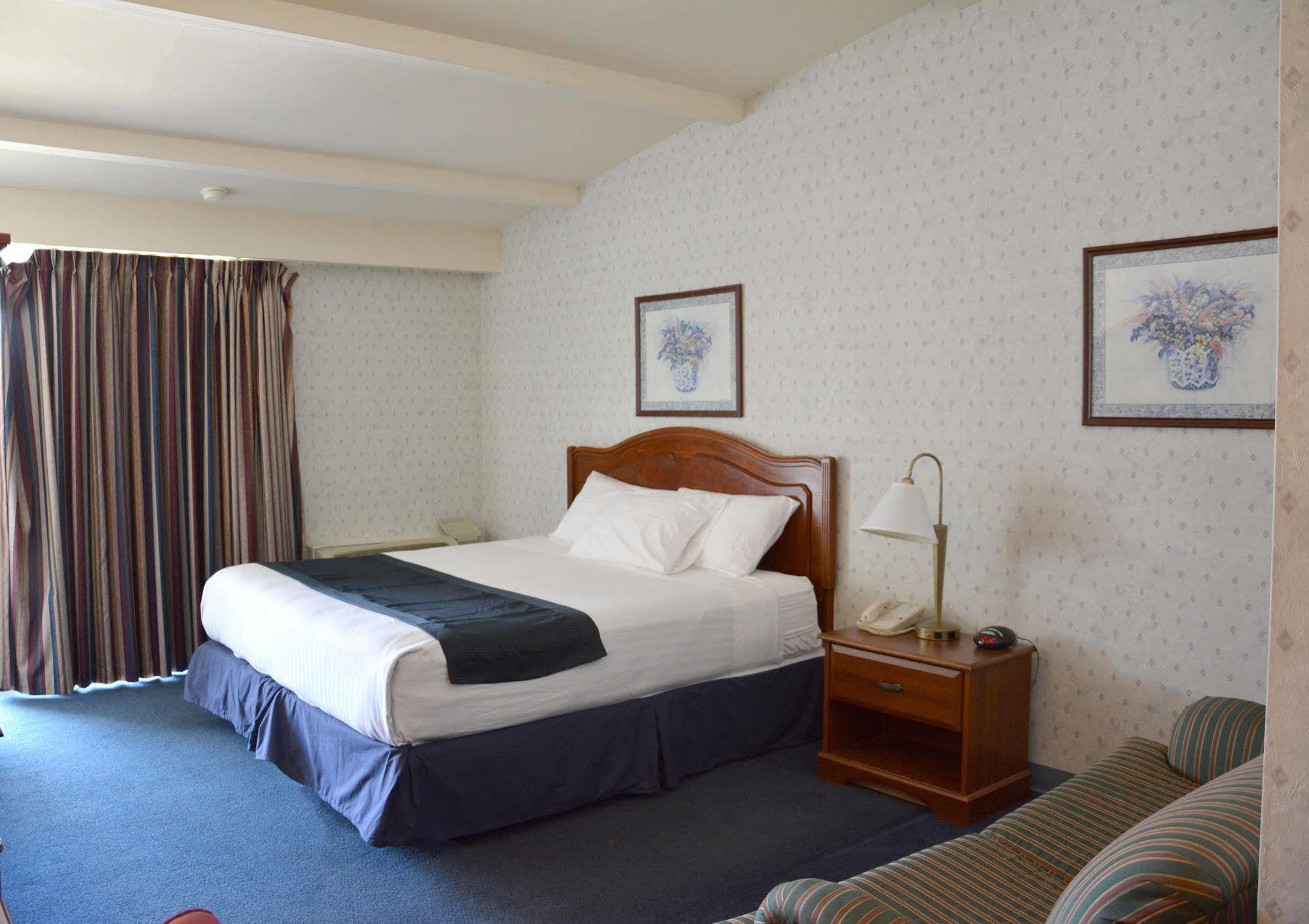 Travelodge By Wyndham Milwaukee