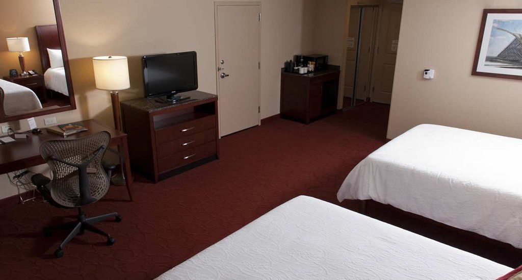 Hotel Hilton Garden Airport 3*
