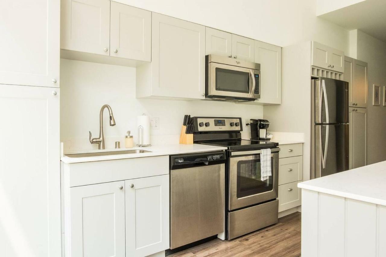 Frontdesk Mke Lofts Downtown Milwaukee Apartment