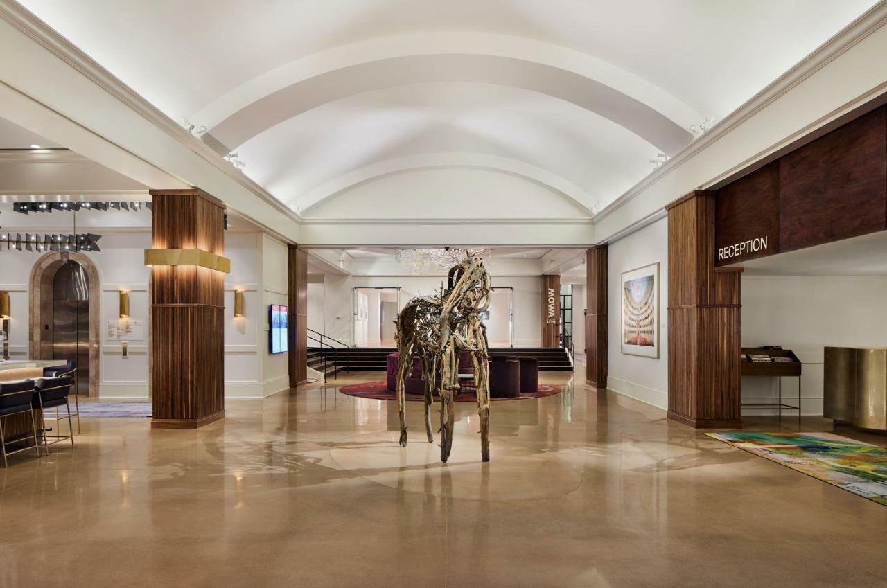 Hotel Saint Kate - The Arts Milwaukee